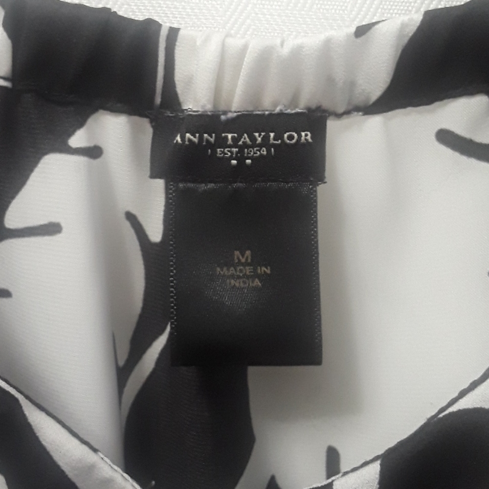 Ann Taylor Top - Picture 3 of 4